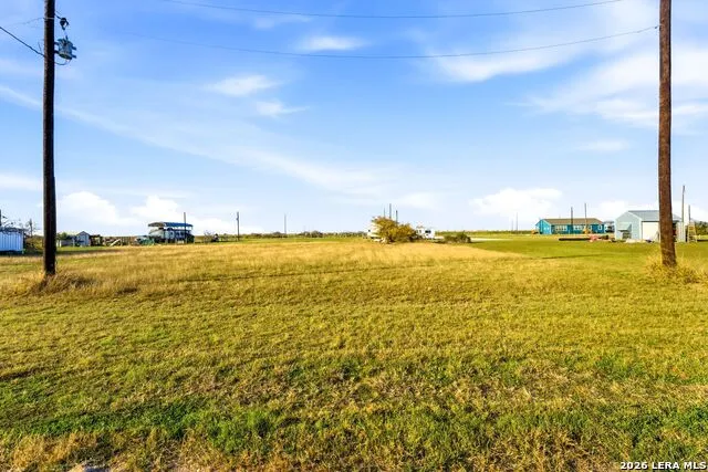 39 Kingfish Lane Palacios, TX 77465