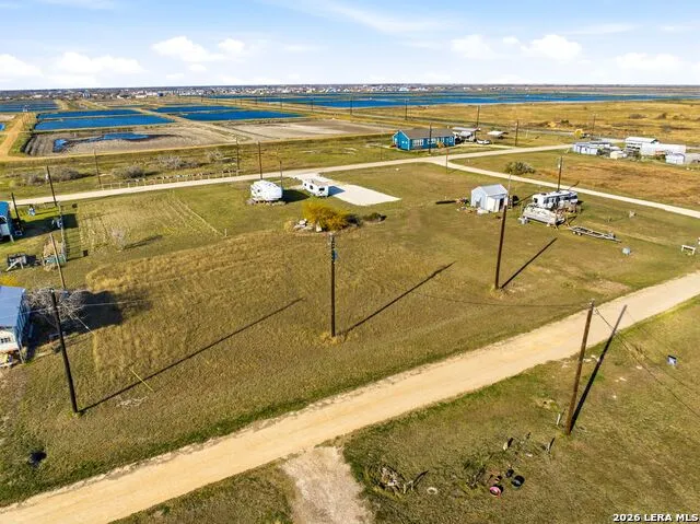 39 Kingfish Lane Palacios, TX 77465