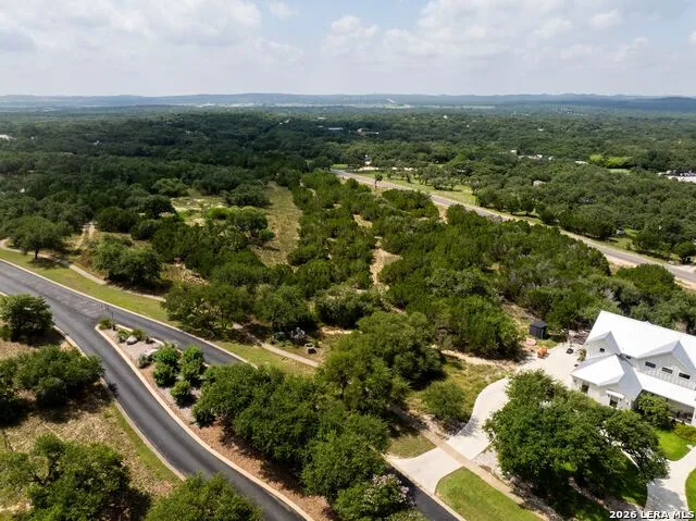 1016 Monteola Bulverde, TX 78163