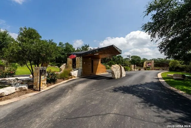 1016 Monteola Bulverde, TX 78163