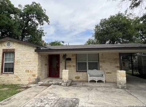 707 W Malone