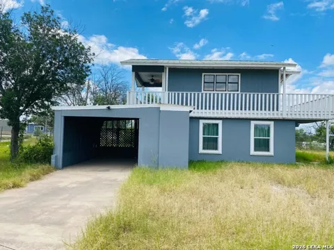 651 RIVERSIDE DR
