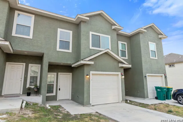 7314 SAVANNAH BRKS Live Oak, TX 78233