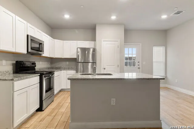 7314 SAVANNAH BRKS Live Oak, TX 78233