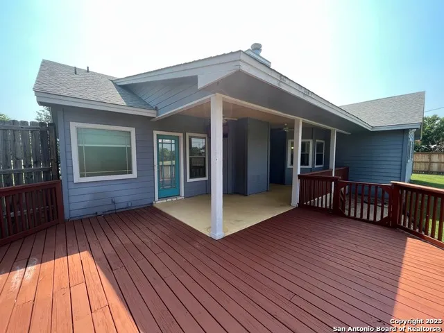 1835 WHITE TAIL LN Bandera, TX 78003