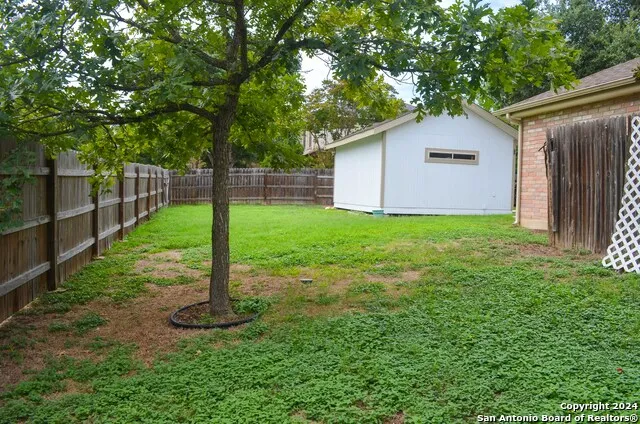 7501 FOREST ECHO Live Oak, TX 78233