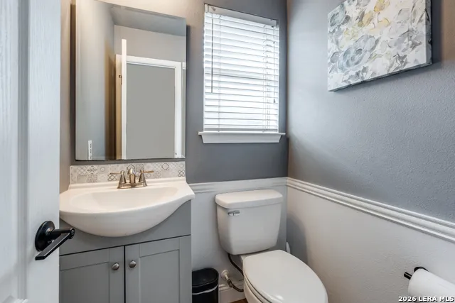 1017 Silvertree Schertz, TX 78154