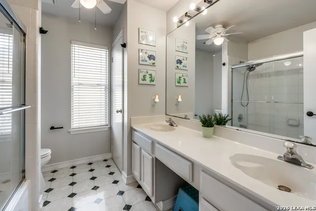 1017 Silvertree Schertz, TX 78154