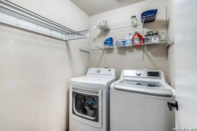 1017 Silvertree Schertz, TX 78154