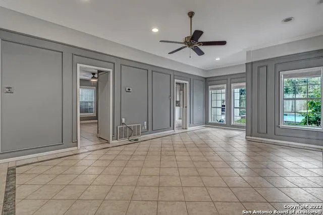 112 CLOVERLEAF AVE Alamo Heights, TX 78209