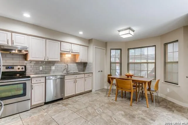 7711 Callaghan Unit APT 301 San Antonio, TX 78229