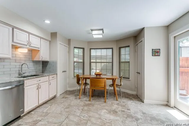 7711 Callaghan Unit APT 301 San Antonio, TX 78229