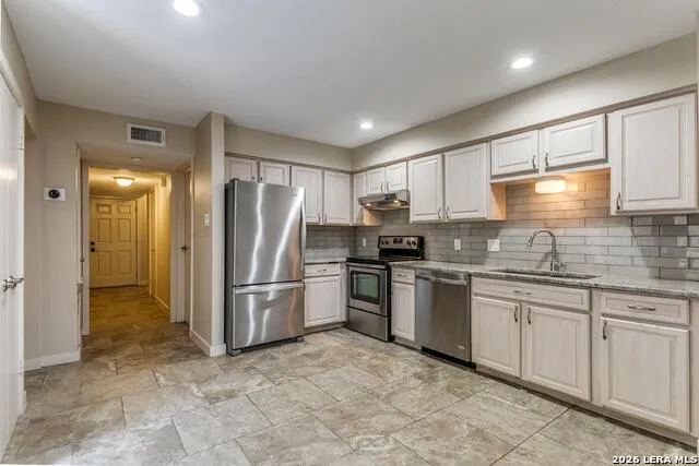 7711 Callaghan Unit APT 301 San Antonio, TX 78229
