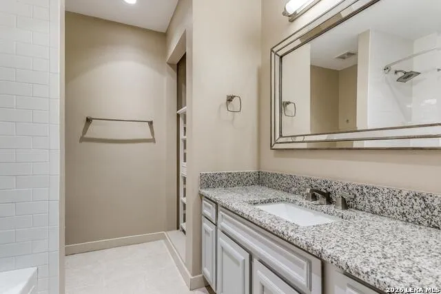 7711 Callaghan Unit APT 301 San Antonio, TX 78229