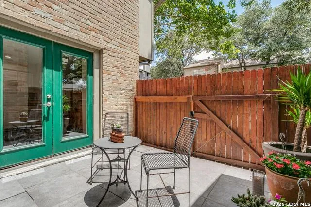 7711 Callaghan Unit APT 301 San Antonio, TX 78229