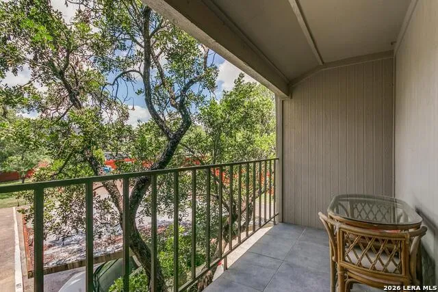 7711 Callaghan Unit APT 301 San Antonio, TX 78229