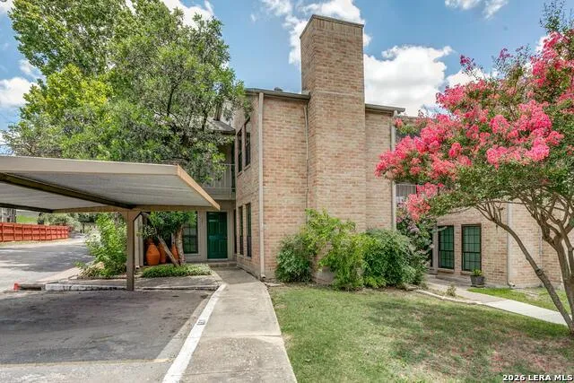 7711 Callaghan Unit APT 301 San Antonio, TX 78229