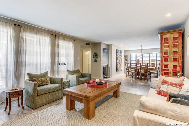 7711 Callaghan Unit APT 301 San Antonio, TX 78229