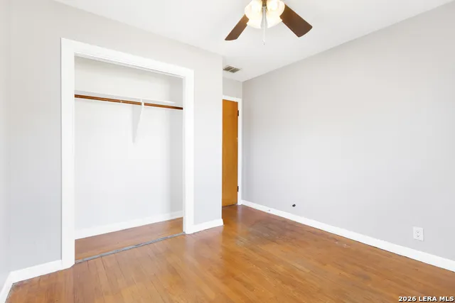210 Dryden San Antonio, TX 78213