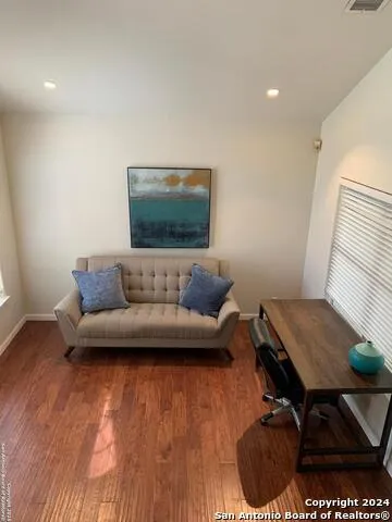 8763 PARK OLYMPIA Universal City, TX 78148