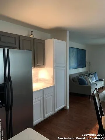 8763 PARK OLYMPIA Universal City, TX 78148