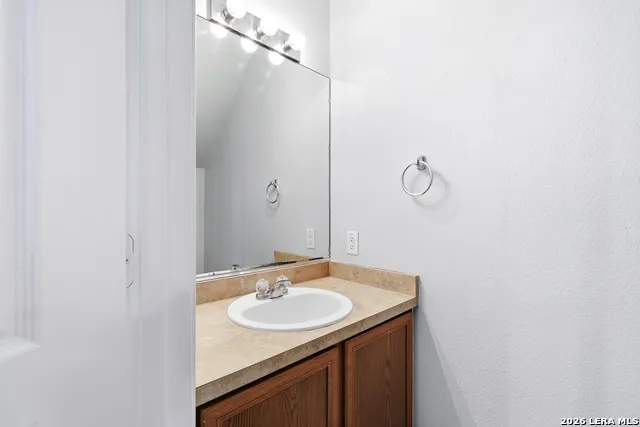 10302 LATELEAF OAK San Antonio, TX 78223