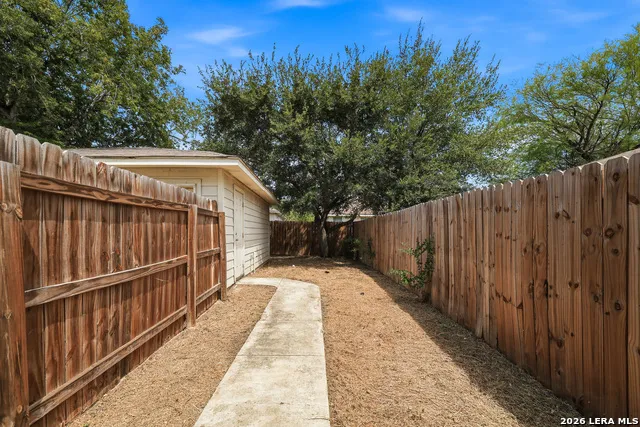 10302 LATELEAF OAK San Antonio, TX 78223
