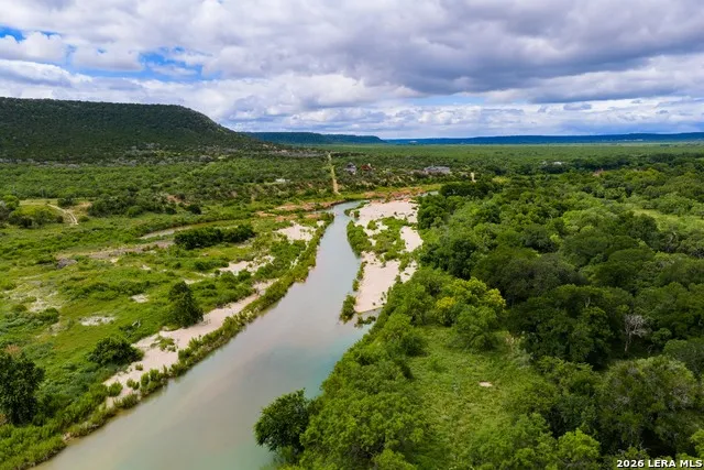 1801 KC 313 Junction, TX 76849