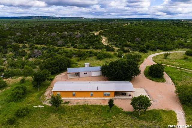 1801 KC 313 Junction, TX 76849