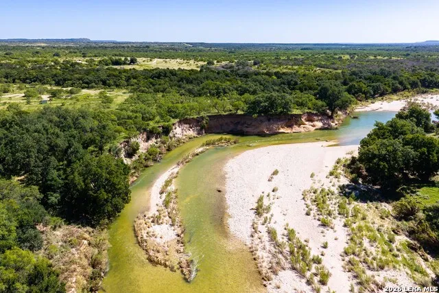 1801 KC 313 Junction, TX 76849