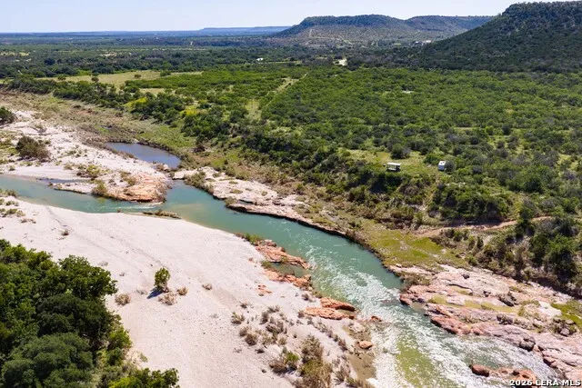 1801 KC 313 Junction, TX 76849