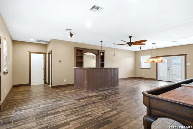 271 ROLLIN N RANCH RD Blanco, TX 78606