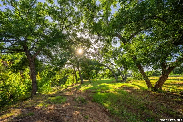3841 W US HIGHWAY 290 Fredericksburg, TX 78624