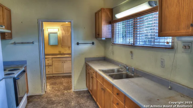 227 Mitchell Ranch Road Camp Wood, TX 78833