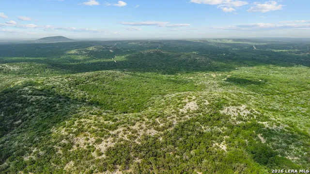 1014 N-Bar Ranch Rd Brackettville, TX 78832