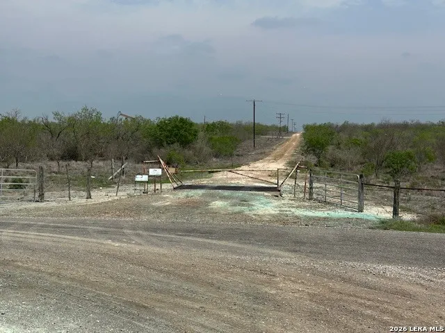 306 Cr 305 Tilden, TX 78072