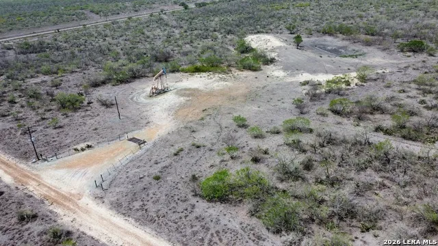 306 Cr 305 Tilden, TX 78072