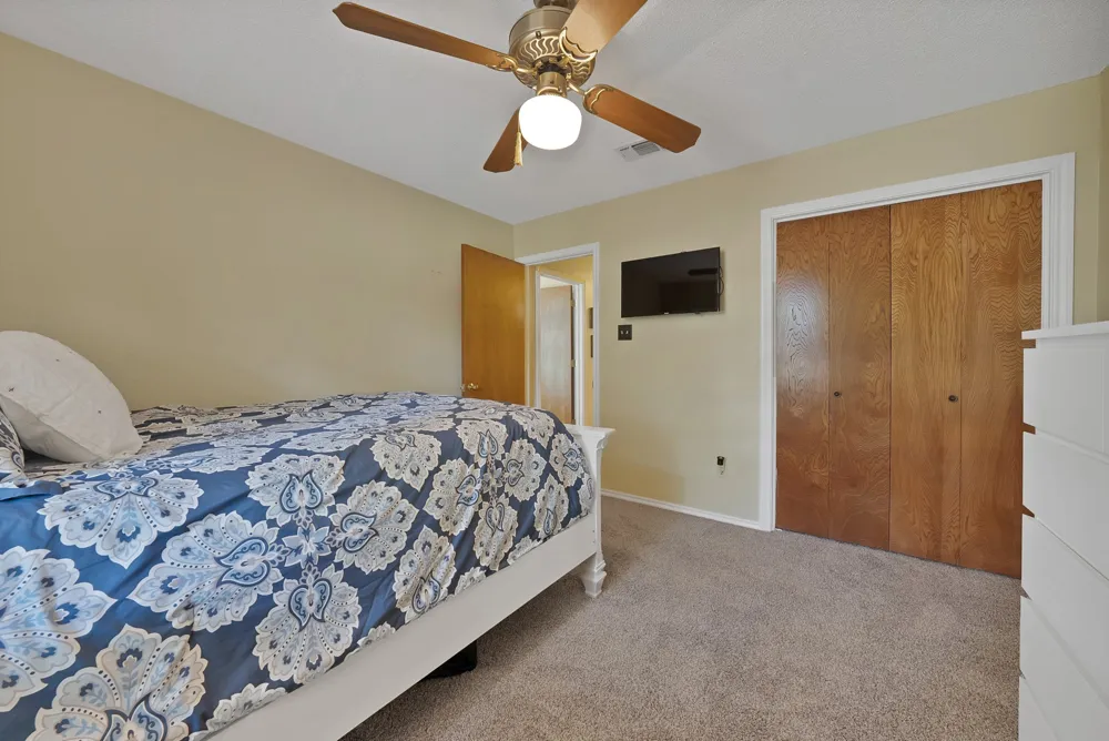 113 Cottonwood Court Hudson Oaks, TX 76087