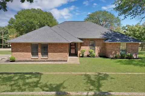 113 Cottonwood Court