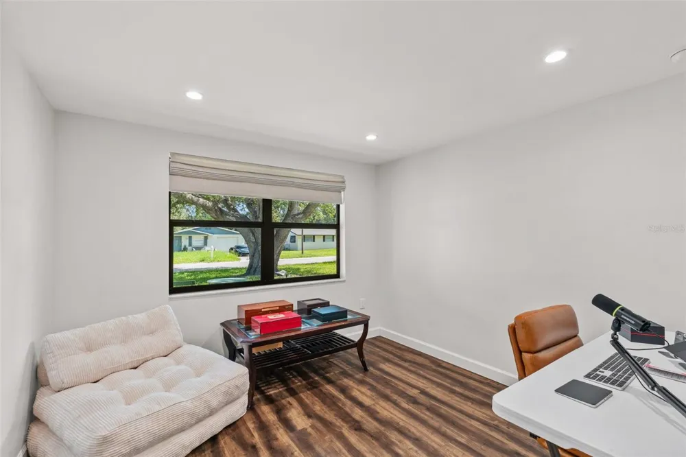 2874 DAVIS BOULEVARD Sarasota, FL 34237