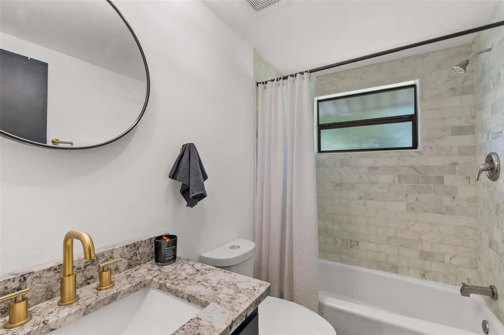 2874 DAVIS BOULEVARD Sarasota, FL 34237