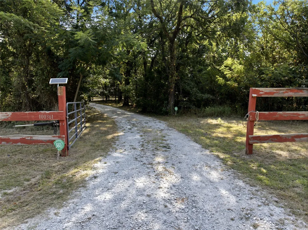 100361 4469 ROAD Gore, OK 74435