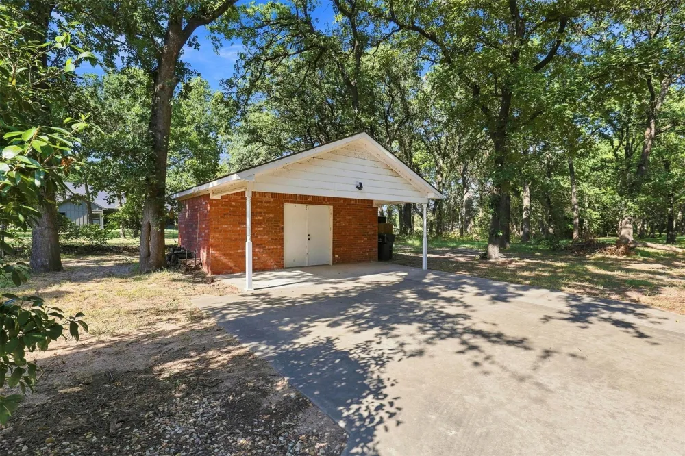 11952 Woodlands Circle Kingston, OK 73439