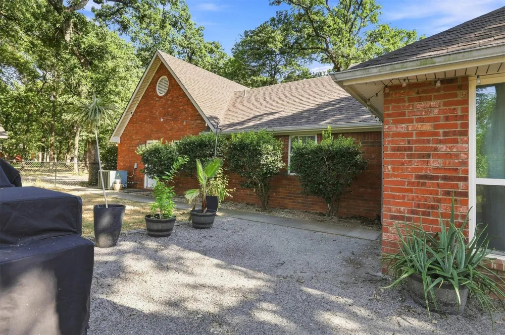 11952 Woodlands Circle Kingston, OK 73439