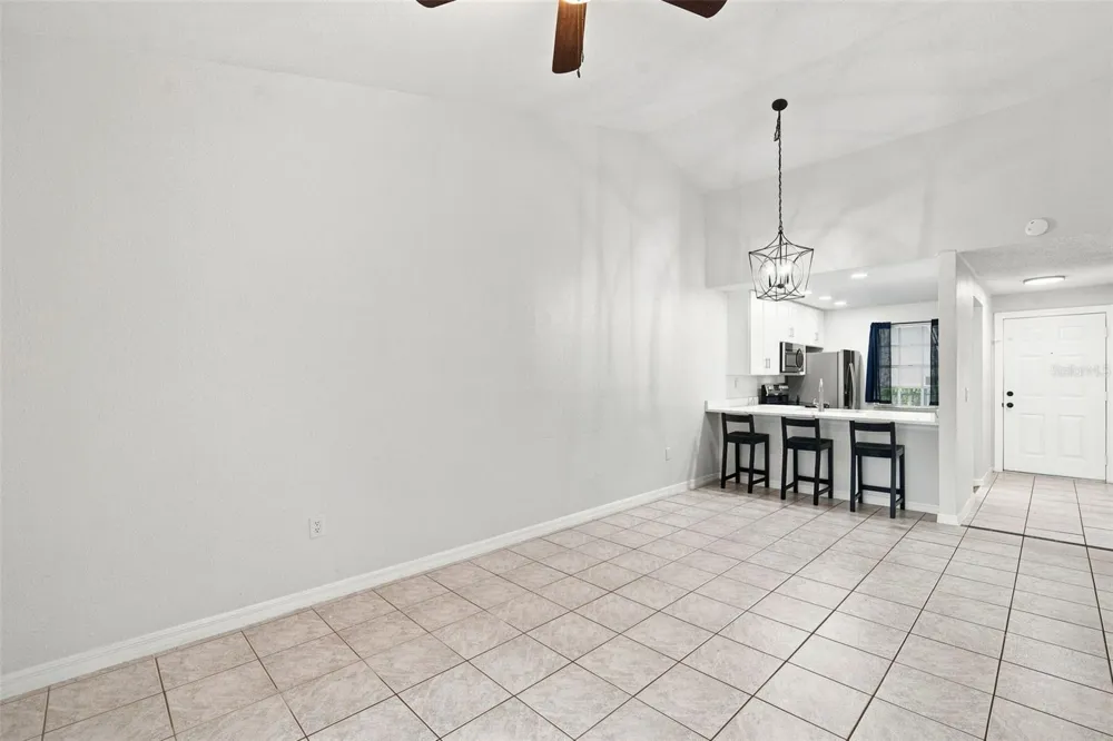 5005 BORDEAUX VILLAGE PLACE #202 Tampa, FL 33617
