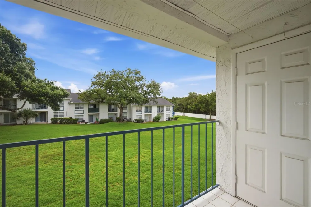 5005 BORDEAUX VILLAGE PLACE #202 Tampa, FL 33617