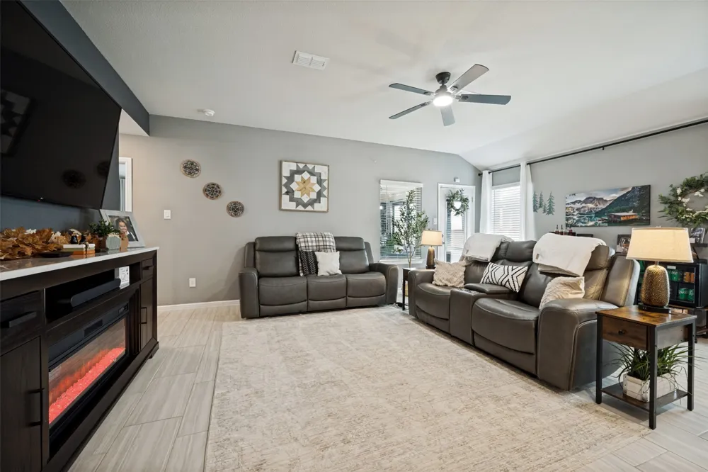 5529 Legends Way Krum, TX 76249