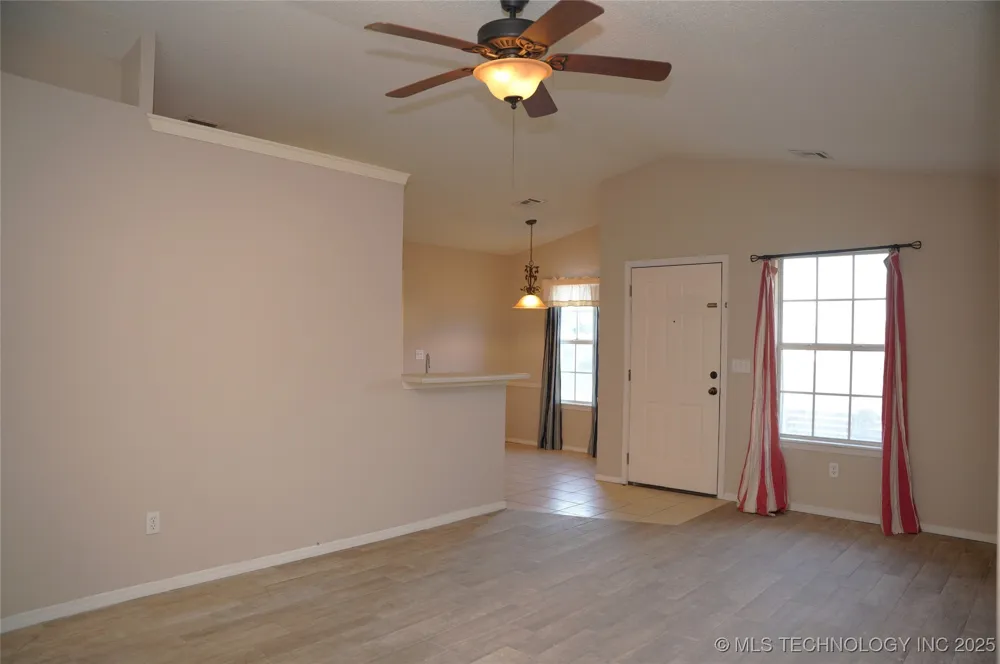 1907 Chambers Avenue Claremore, OK 74017