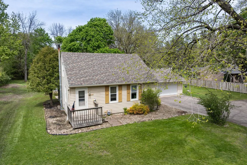 2304 15th Avenue SW Austin, MN 55912
