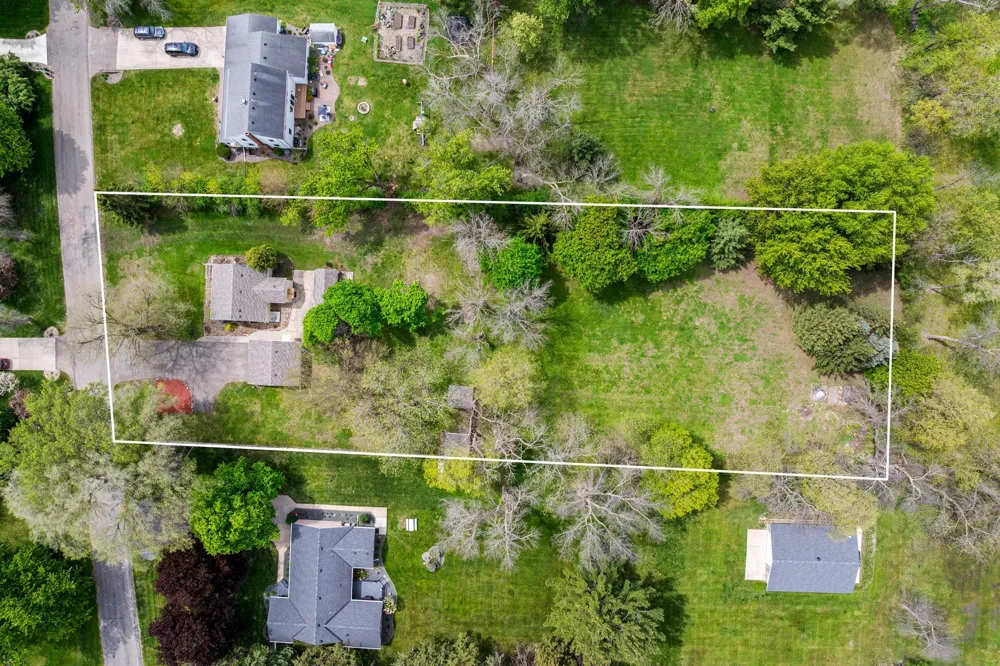 2304 15th Avenue SW Austin, MN 55912